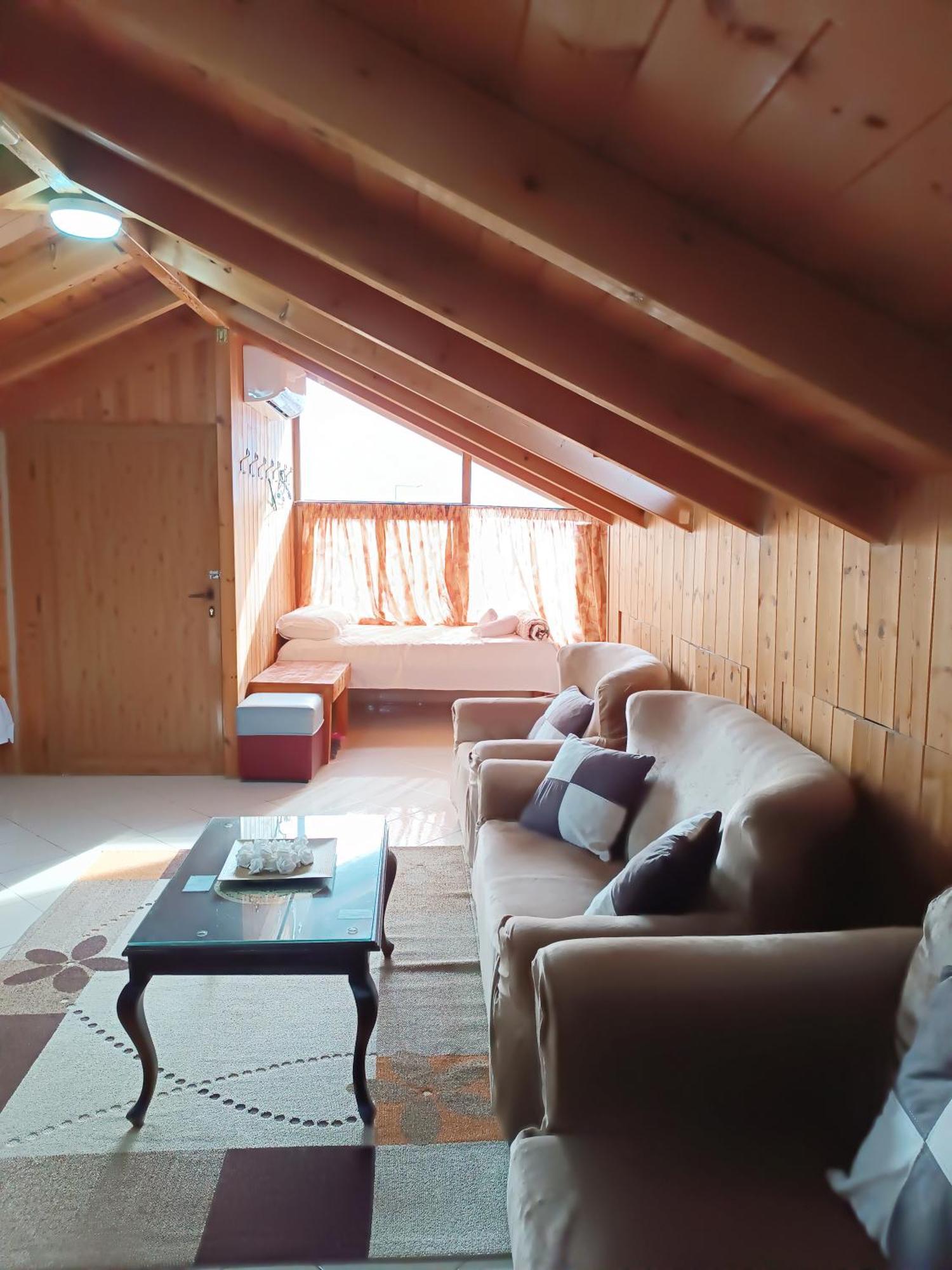 Guesthouse Eva Suite Berat Exteriér fotografie