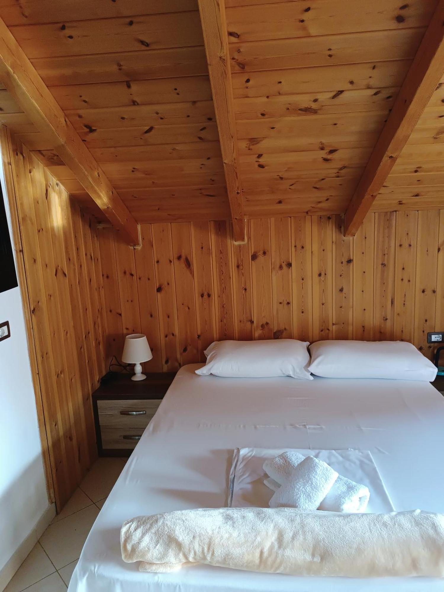 Guesthouse Eva Suite Berat Exteriér fotografie